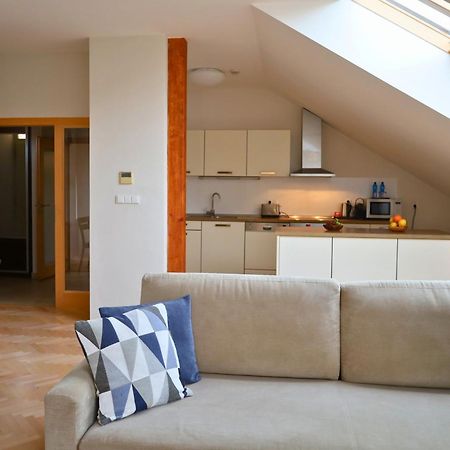 Rezidence Ostrovni Aparthotel Prague Ngoại thất bức ảnh