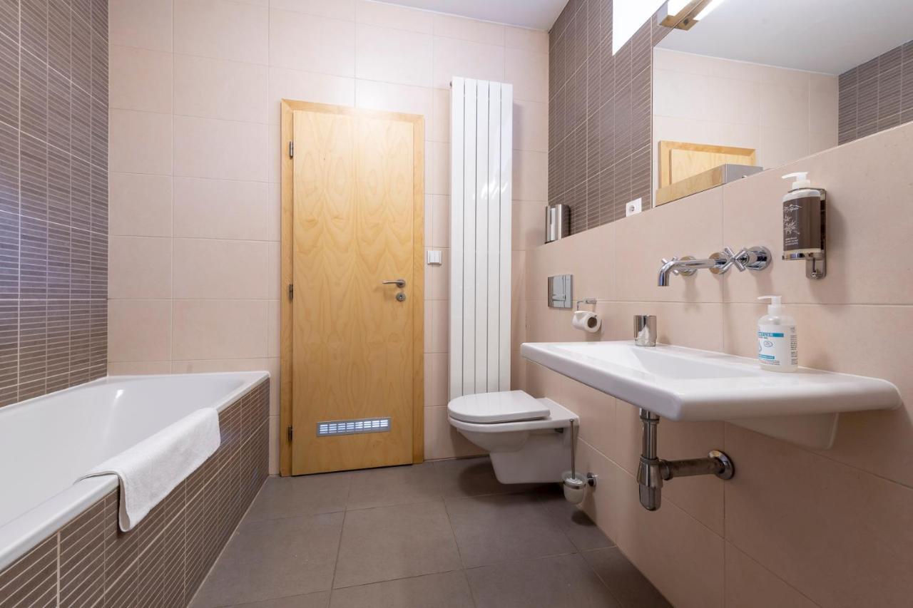 Rezidence Ostrovni Aparthotel Prague Ngoại thất bức ảnh