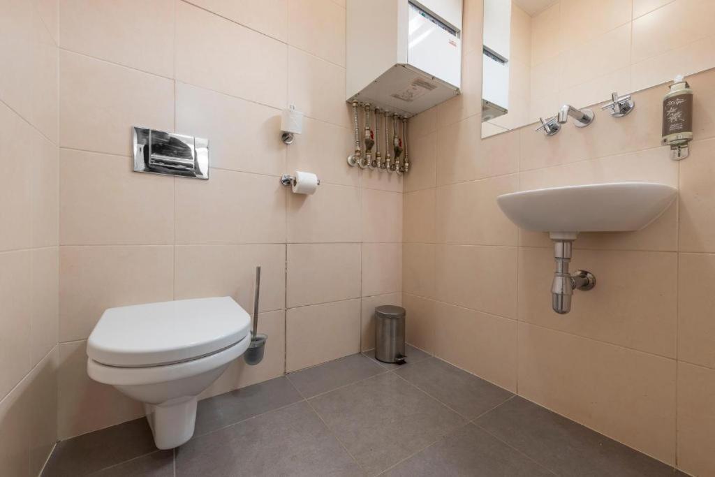 Rezidence Ostrovni Aparthotel Prague Ngoại thất bức ảnh